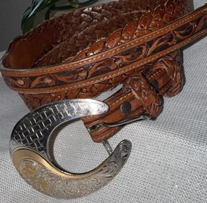 Cintura cowboy western vintage in pelle lavorata e fibbia bicolore incisa abbigliamento rodeo - Foto 1 di 24