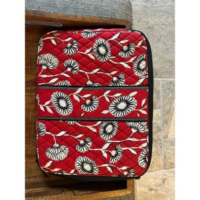 Custodia per laptop Vera Bradley Deco Daisy custodia trapuntata cover per computer rossa nuova senza etichette - Immagine 1 di 4