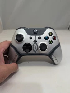 Razer the Mandalorian: Beskar Edition Wireless Controller Only Silver Read Desc. - Picture 1 of 3