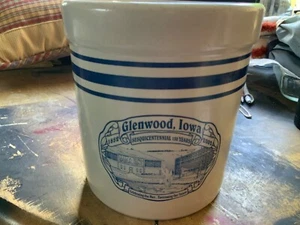 Roseville, Oh. Pottery, Glenwood Ia. Sesquicentennial 2002, 2 qt. Crock - Picture 1 of 4