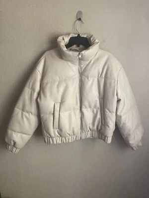 ABERCROMBIE & FITCH  Womens Ultra Mini Puffer Jacket Size M - Image 1 of 4