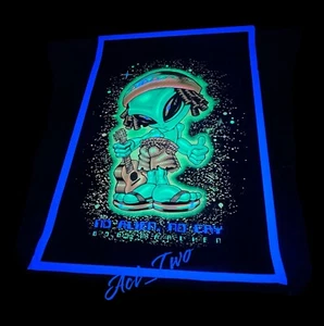 Vintage 90’s No Alien No Cry 23”x35” Flocked Blacklight Poster Bob Marlien USA - Picture 1 of 9