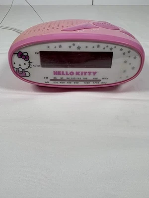 Relógio despertador Hello Kitty rádio AM FM rosa e branco com auxiliar KT2051 testado/funcionando - Imagem 1 de 4