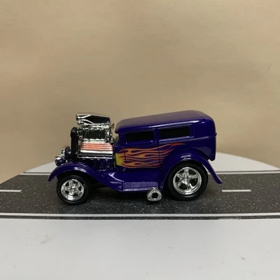 Muscle Machines 1928 Ford Model A Panel Sedan Delivery Blue w/Flames 1:64 NM - Image 1 of 4