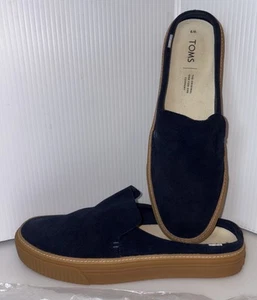 Toms Damen 9W Sunrise marineblau Wildleder Pantoletten Slipper hellbraun Gummisohle unbenutzt LESEN - Bild 1 von 24
