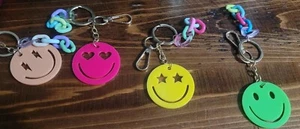 Hippie, Smiley Face Keychain,  Lightning Bolt, Star, Heart, Retro, Pink, Green, - Picture 1 of 5