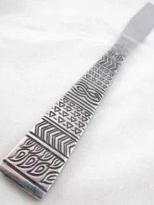 CAMBRIDGE Stainless CORDOBA 4 Dinner Knives Geometric Flatware - Picture 1 of 1