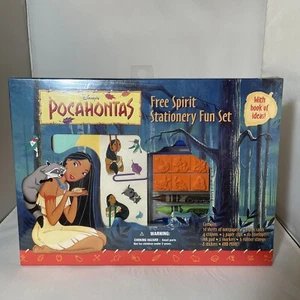 Disney Pocahontas Free Spirit Schreibwaren Spaß Schreibtisch Set Neu in Verpackung - Bild 1 von 6
