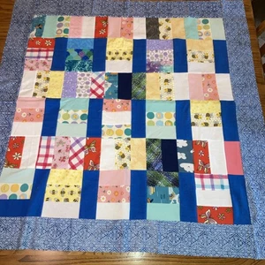 Handgefertigtes Flanell Scrappy Quilt Top 39 x 39" - Bild 1 von 5