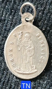 XIX ème - Belle Médaille Argent 18 x 12 mm - Crux S. P. Benedicti (Saint Benoît) - Picture 1 of 2