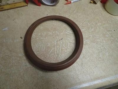 Bisel de faros Studebaker 1331415 1959 1960 camiones Lark & Tcab 1960-64 Foto 1 de 4