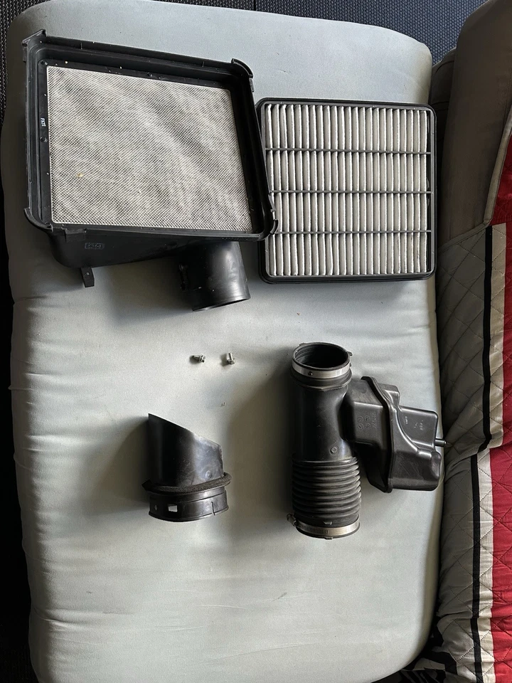 Caixa de ar Toyota Sequoia 2008 - Imagem 1 de 4