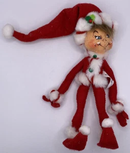 Annalee Christmas ~8.5" 2008 Elf Red Coat w/ Green Jewel Buttons and Long Hat - Picture 1 of 9