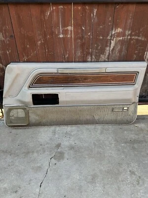 Lincoln Mark VI 1982 cupé de 2 puertas paso panel de puerta derecha OEM  Foto 1 de 4