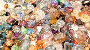 75 Pcs Large Crystal Beads Lot Faceted Transparent Glass For Jewelry Suncatchers - Picture 1 of 12
