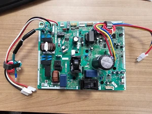 Daikin 5021354 PCB assy RXP71L2V1B Outdoor unit New Boxed EX13033-82C - Picture 1 of 4