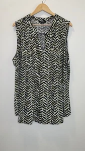 Cocomo Plissee Tank Gr. 3X grün fließend Biesen Popover Reise Boho weich Stretch - Bild 1 von 9