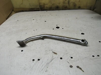 Pedal de freno trasero Honda VF700C 700 V45 1986 Magna Foto 1 de 4