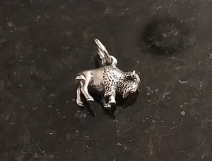 James Avery Retired 3D Buffalo Charm or Pendant Sterling Silver - Picture 1 of 3