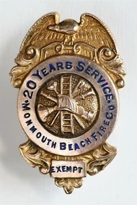 Monmouth Beach Fire Co. NJ State Exempt 20 Years of Service Vintage Pin - Picture 1 of 3