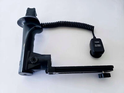 Vintage Off-Camera Bracket and Cable for Canon - Image 1 of 4