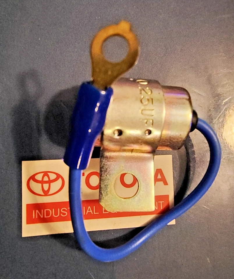 TOYOTA CONDENSER, DISTRIBUTOR 90099-52059 0.25UF - Image 1 of 1