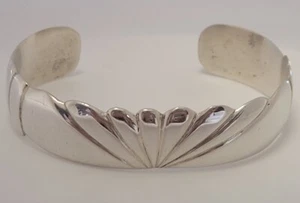 Indianer Navajo F. Chee handgefertigt Sterlingsilber Armreif Armband 34,3 Gramm - Bild 1 von 5