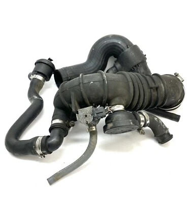 Manguera de presión intercooler 94-01 Audi A4 B5 1.8 turbo 4B0 145 832 B OEM Foto 1 de 4