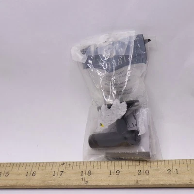 Liberty 2-1/32 pulgadas. Gancho de pared negro mate de un solo poste Foto 1 de 4