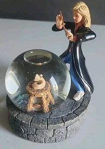 2001 Harry Potter Wasserball Schneekugel 883190 Hermine Granger Enesco - Bild 1 von 5