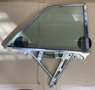 1962-1964 Chevy Impala 2Door Rear Quarter 1/4 Side Windows Back Glass Wildcat RH - Image 1 of 4