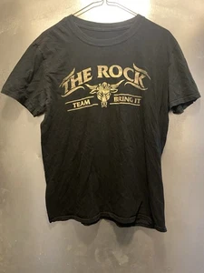 WWE Authentic Team Bring It The Rock Mens Size Medium T Shirt - Bild 1 von 2