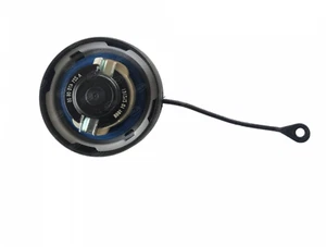 Tapa de llenado del tanque de combustible de gasolina ventilada REEMPLAZAR Mercedes Benz OEM # 2304700605 con correa - Imagen 1 de 2