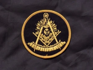 Masonic Past Master Patch Iron Sew Freemason Fraternity Black Gold NEW! - Picture 1 of 2