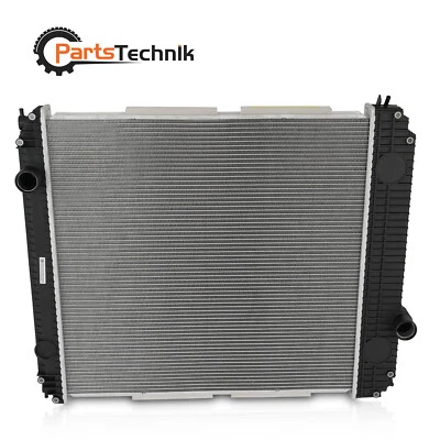 For 1996-2001 Ford F700 F800 B700 B800 Sterling Truck Radiator Foto 1 de 4