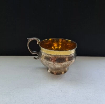 Taza antigua alemana de brandy de plata dorada Foto 1 de 4