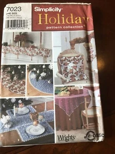 Simplicity Holiday pattern Vintage collection 7023 Tablecloth Chair cover Uncut - Picture 1 of 3