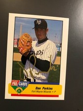 Minnesota Twins DAN PERKINS autographed 1994 Fleer/Procards Fort Wayne Wizards