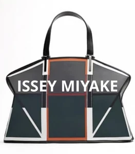 ISSEY MIYAKE Gaston Reversible Tote Bag Leather Gray Green 19.1in x 12.2in Auth - Picture 1 of 18