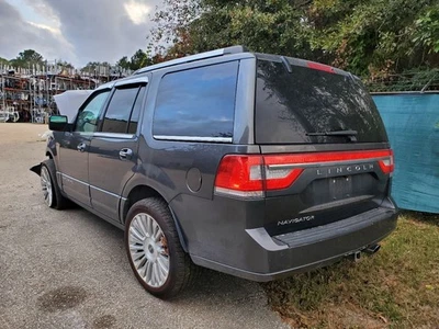 Vidro usado quarto esquerdo serve: 2017 Lincoln Navigator 119`` WB privacidade móvel ti - Imagem 1 de 4