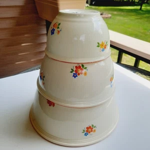 Vintage Homer Laughlin Kitchen Kraft Oven Serve *3* Nesting Mixing Bowls Floral - Picture 1 of 18