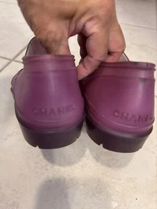 CHANEL LOGO AUTH SAFE~NON SLIP SOLE~PURPLE RUBBER RAIN SNOW CUTE BOOTIE SHOES 36 - Picture 1 of 9