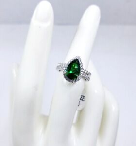 Black Diamonds 2.2 Carat Emerald Green Halo Pear Cut Wedding Set Sz 6