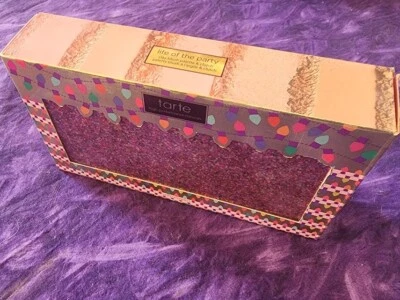 Cartera sin asas Tarte Life of the Party paleta rubor arcilla 5 sartenes color polvo tono Foto 1 de 4