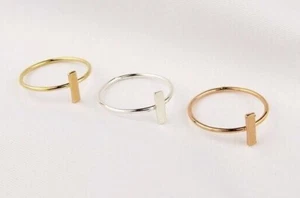 Anillo de barra, anillo de barra vertical, anillo de oro simple, anillo lleno de oro de 14k, anillo de oro - Imagen 1 de 5