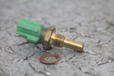 Suzuki GSXR750 2001 sensor de temperatura del refrigerante Foto 1 de 4