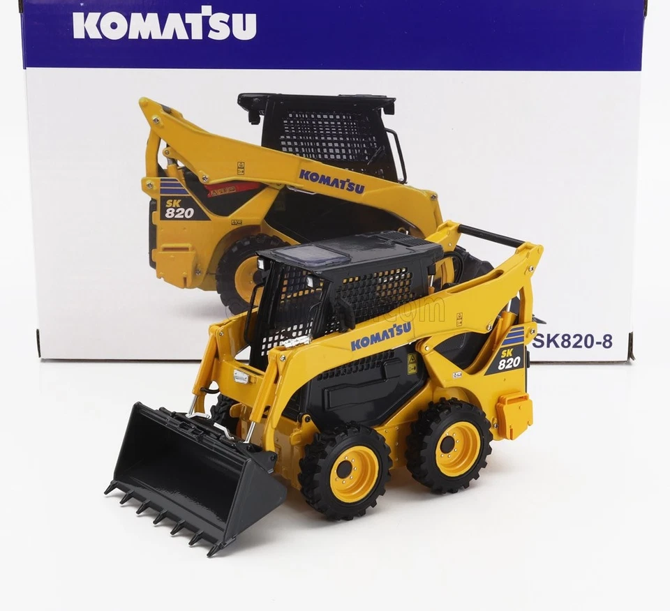 1/32 UNIVERSAL HOBBIES - KOMATSU - SK820 RUSPA GOMMATA - SCRAPER TRACTOR UH8177 - Immagine 1 di 1