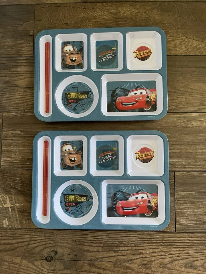 Plato Bandejas Divididas Melamina Coches Disney Pixar por J.C. Penny 13 1/2" x 9 1/2" Foto 1 de 4
