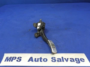 2011-2014 Ford Mustang GT Premium Gas Accelerator Pedal OEM Used N77 - Picture 1 of 6