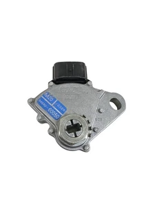 Toyota Genuine 84540-60050 Transmission Gear Position Sensor *SALE* - Foto 1 di 2
